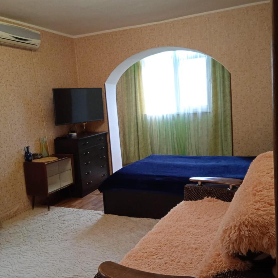 Квартира В Пицунде На Агрба 19 К1 Appartement Pitsoenda Buitenkant foto